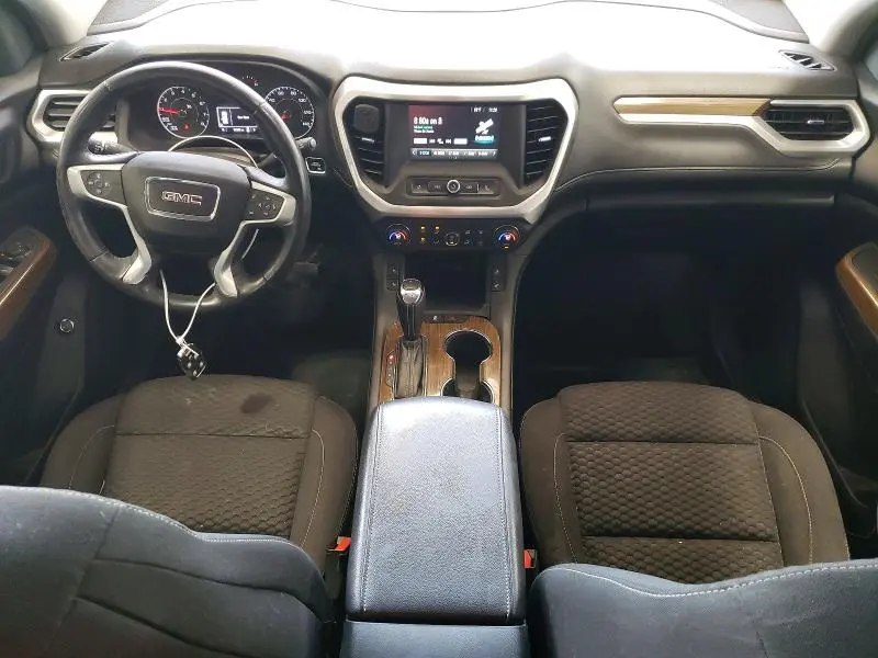 2017 GMC ACADIA SLE  
