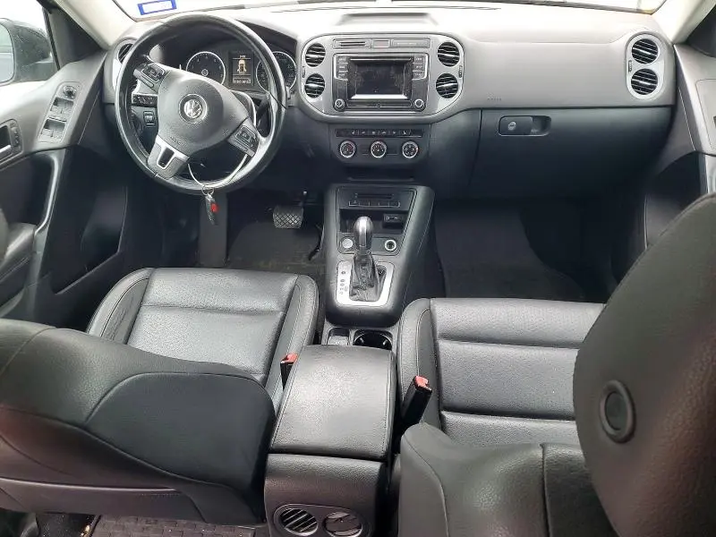 2016 VOLKSWAGEN TIGUAN   