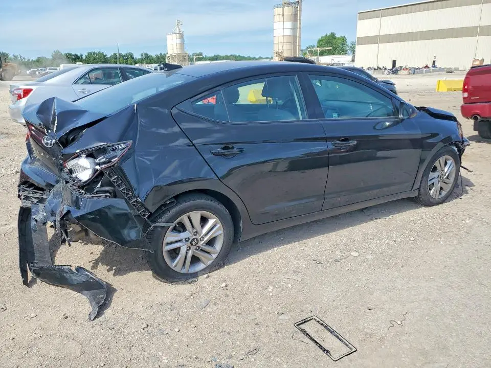 2019 HYUNDAI ELANTRA SEL  