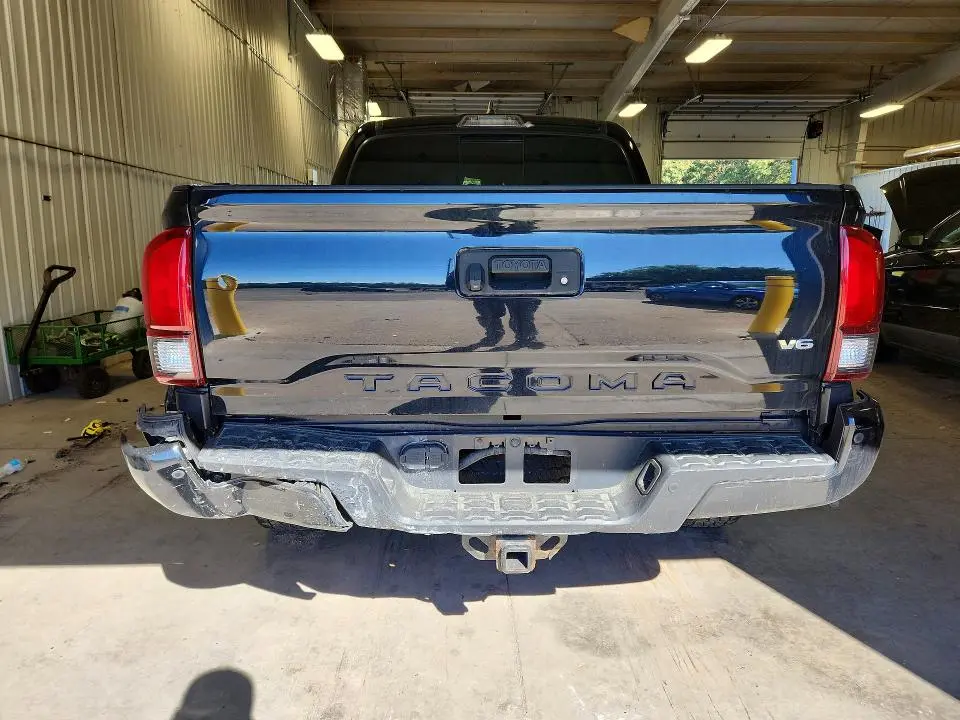 2018 TOYOTA TACOMA TRD OFF-ROAD  