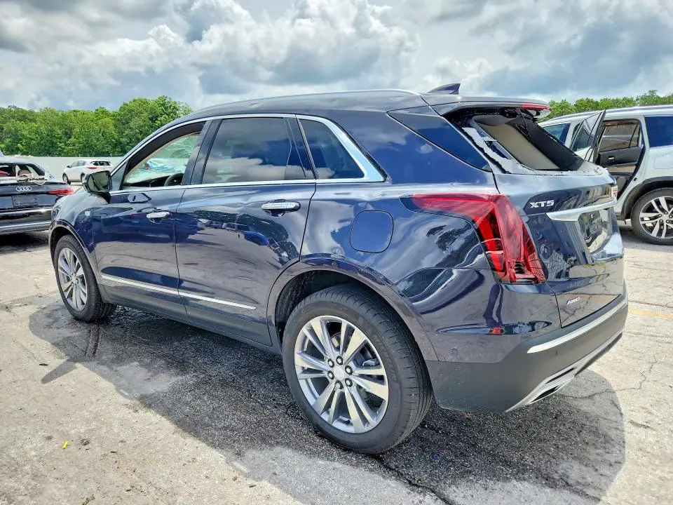 2025 CADILLAC XT5 PREMIUM LUXURY  
