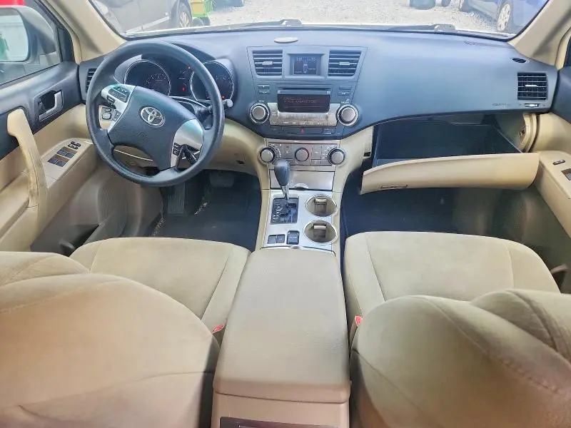 2012 TOYOTA HIGHLANDER BASE  