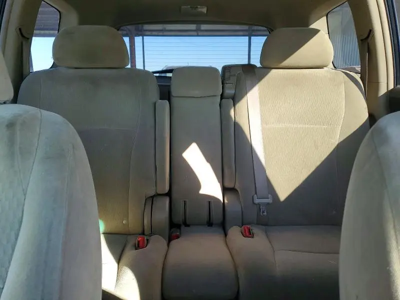 2010 TOYOTA HIGHLANDER   