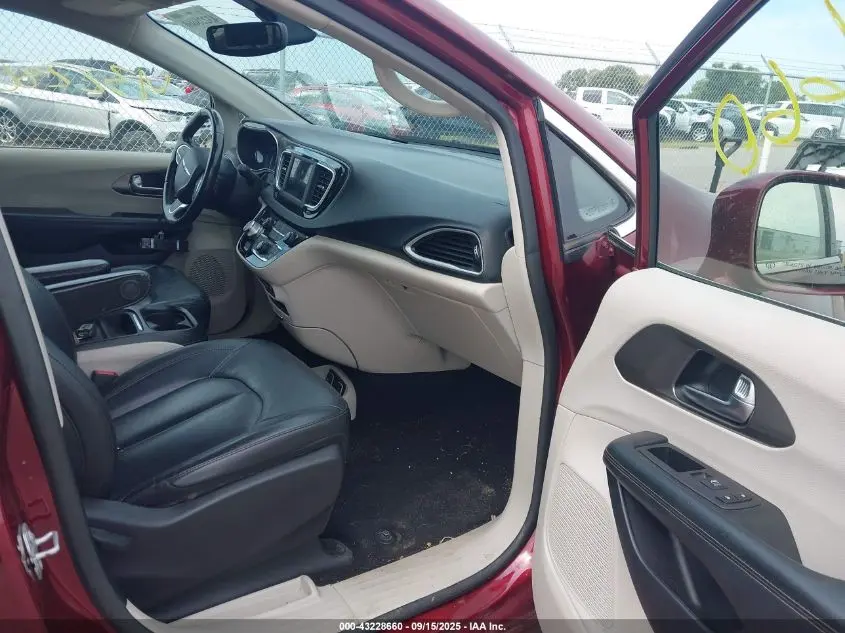 2020 CHRYSLER PACIFICA TOURING L