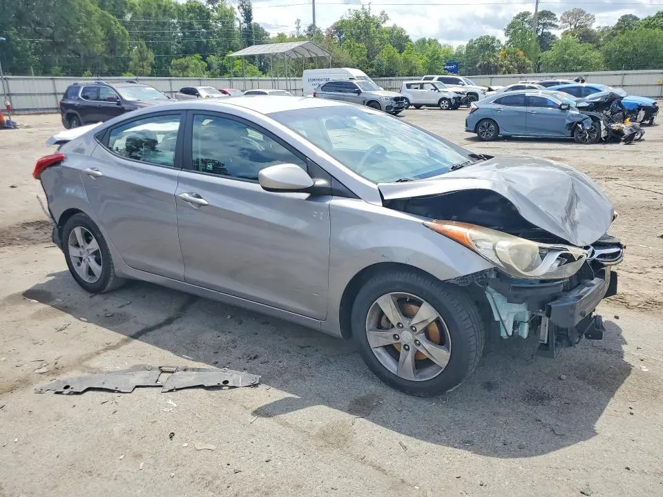 2012 HYUNDAI ELANTRA GLS  