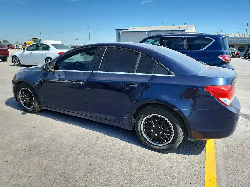 2011 CHEVROLET CRUZE LS  
