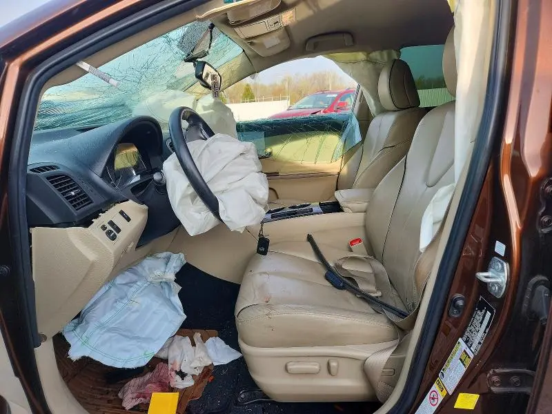 2013 TOYOTA VENZA XLE  
