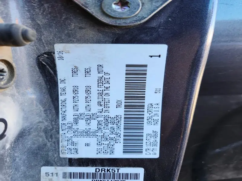 2017 TOYOTA TUNDRA SR5  