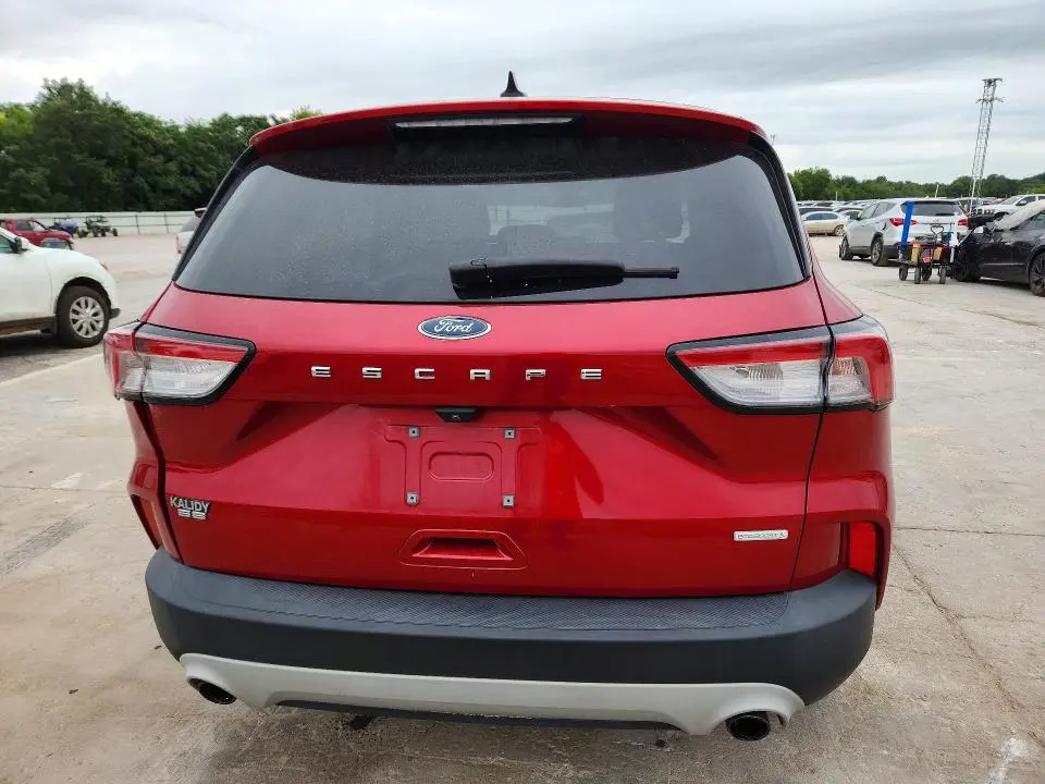2020 FORD ESCAPE SE  