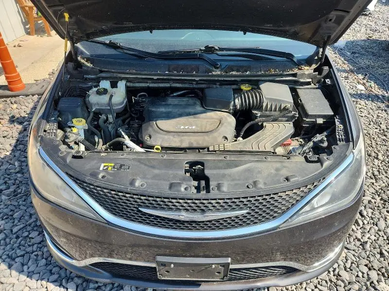 2017 CHRYSLER PACIFICA TOURING L  
