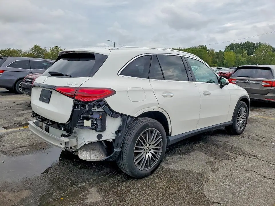 2025 MERCEDES-BENZ GLC 300 4MATIC  