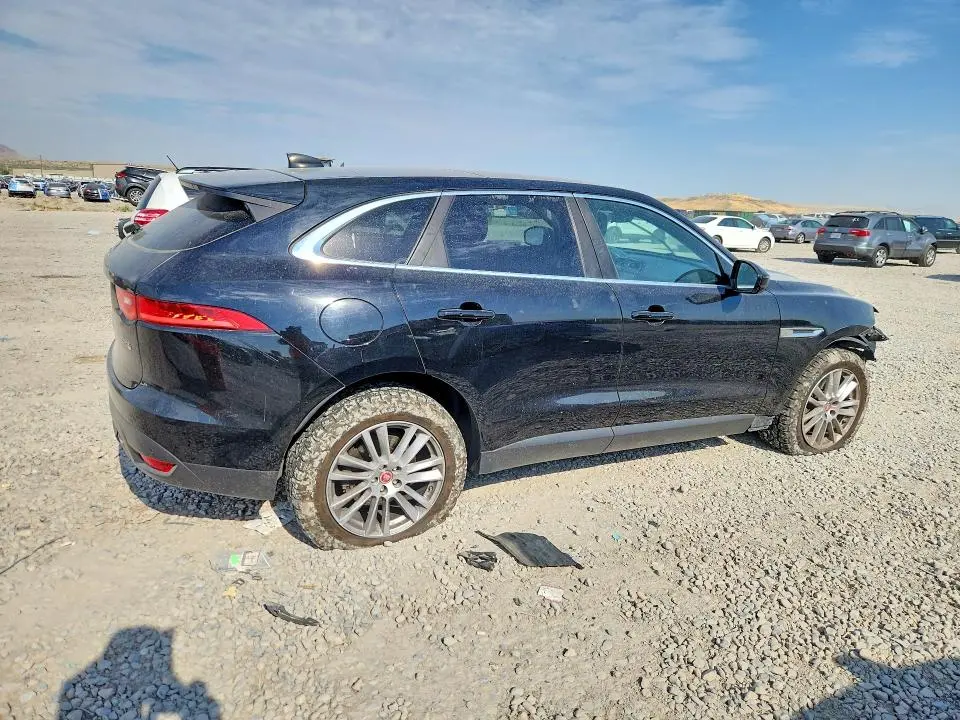 2020 JAGUAR F-PACE PRESTIGE  