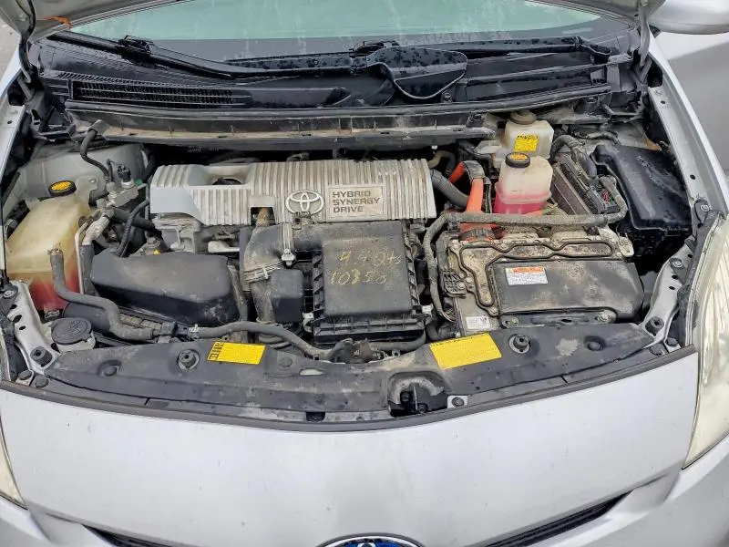 2013 TOYOTA PRIUS TWO  
