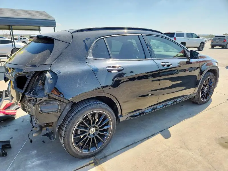 2018 MERCEDES-BENZ GLA 250  