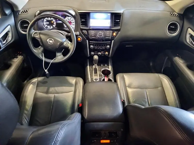 2017 NISSAN PATHFINDER SV  