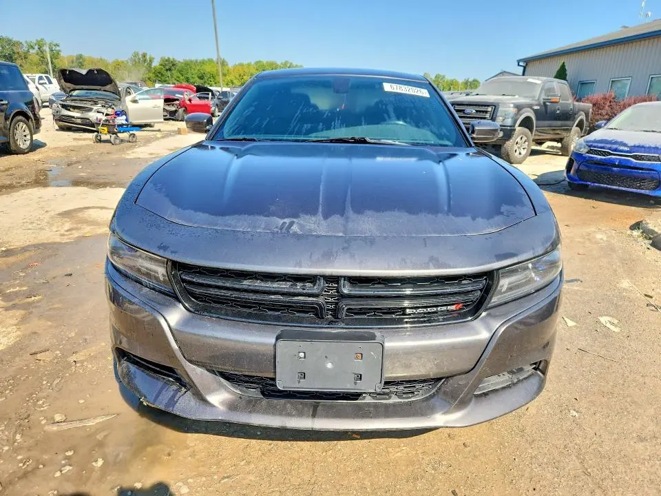 2017 DODGE CHARGER SXT  