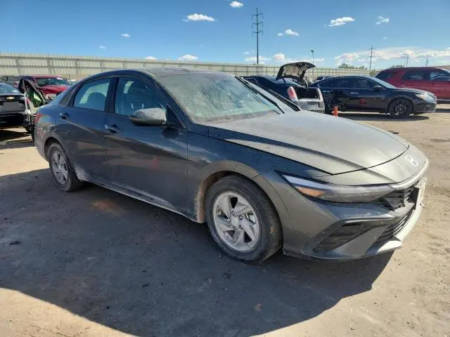 2024 HYUNDAI ELANTRA SE  