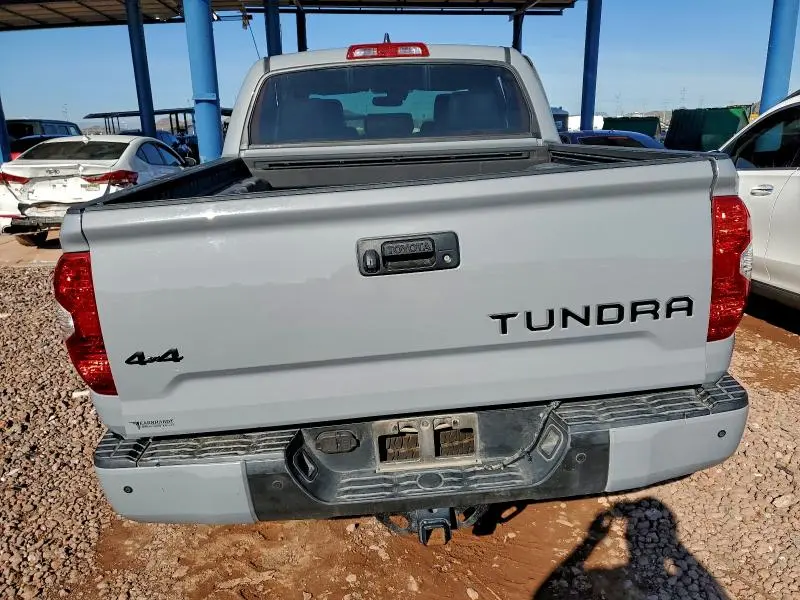 2021 TOYOTA TUNDRA CREWMAX SR5  