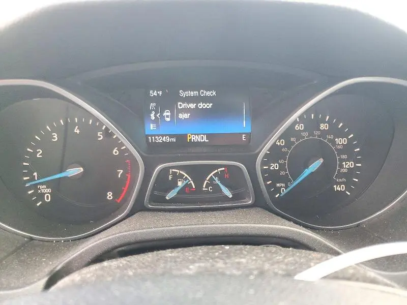 2015 FORD FOCUS SE  