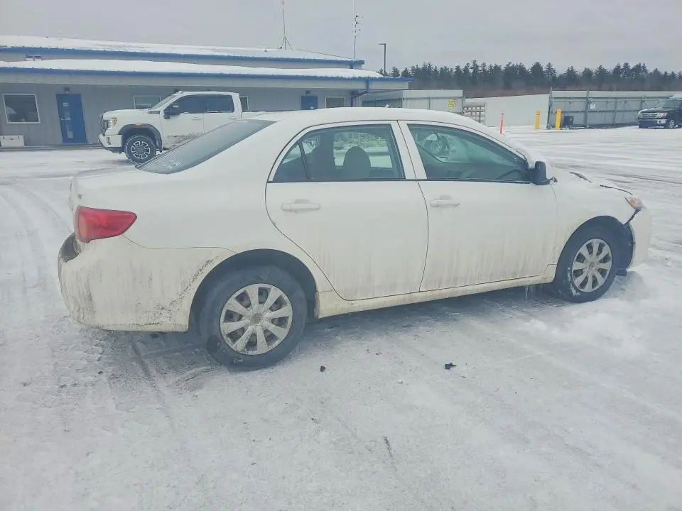 2010 TOYOTA COROLLA BASE  