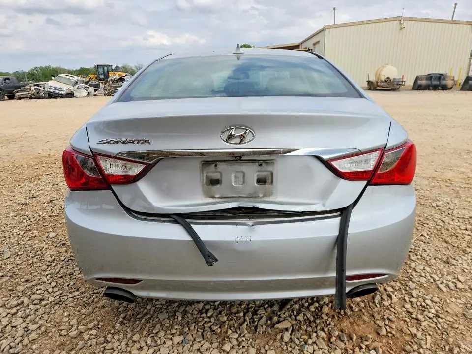 2013 HYUNDAI SONATA SE  
