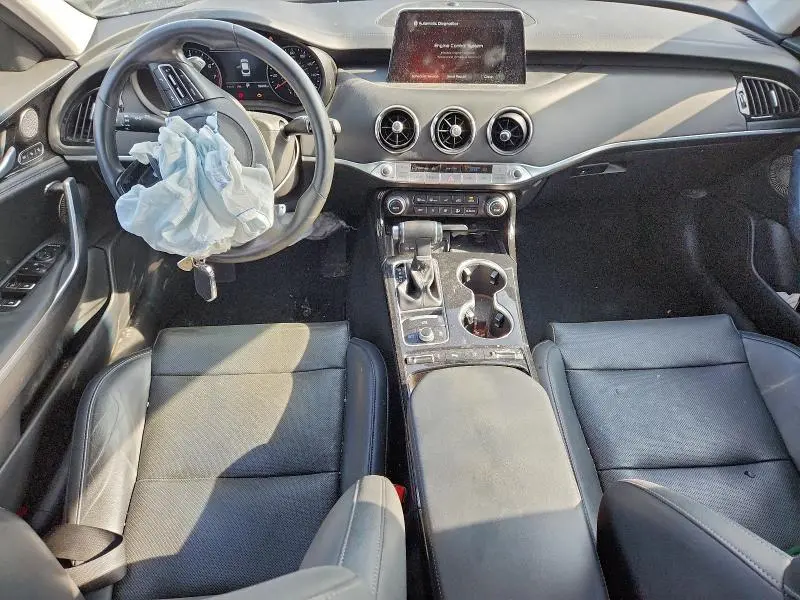 2019 KIA STINGER PREMIUM  