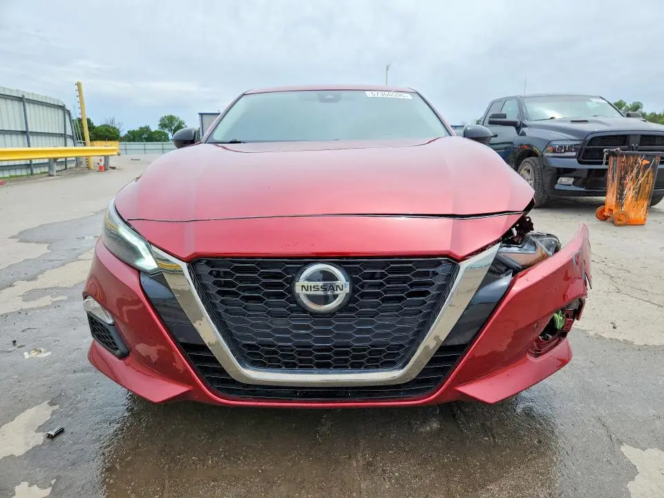 2020 NISSAN ALTIMA SR  