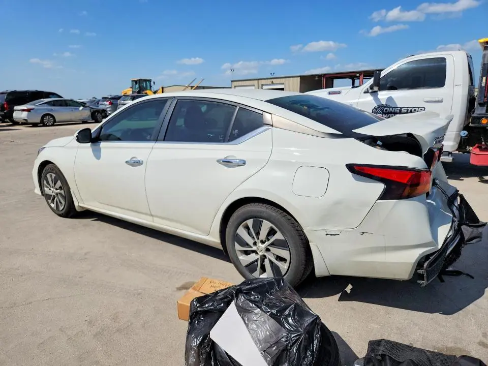 2022 NISSAN ALTIMA S  