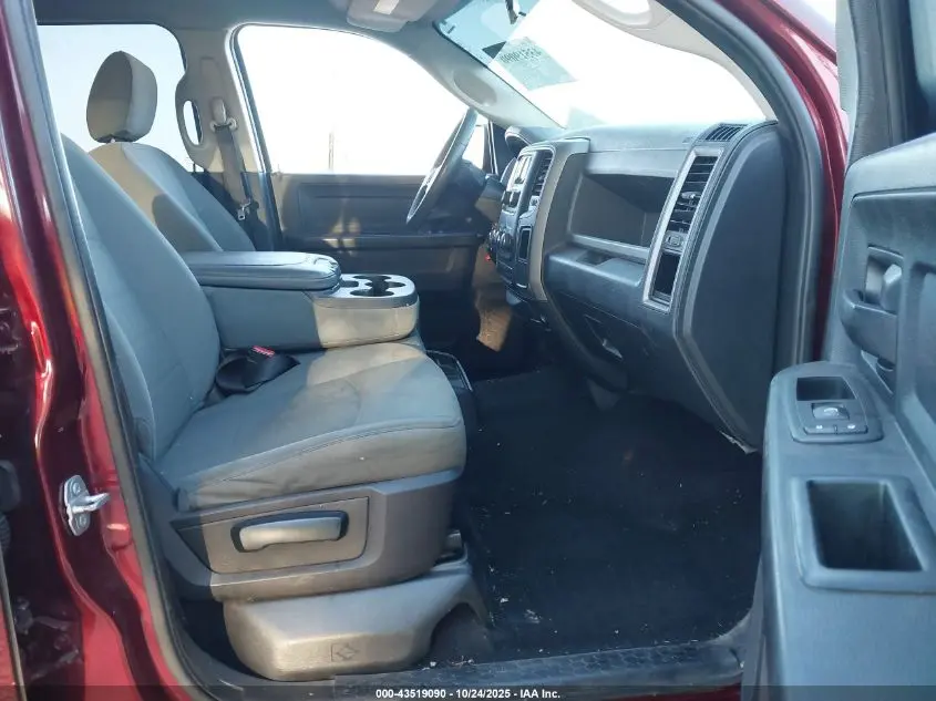 2016 RAM 1500 EXPRESS