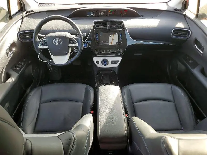 2017 TOYOTA PRIUS THREE  