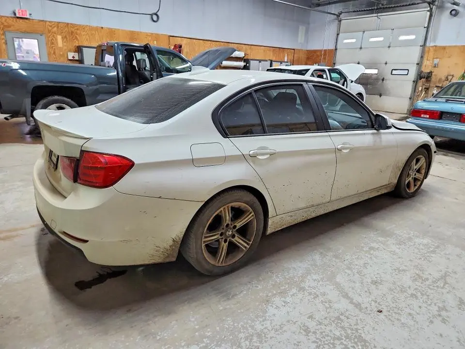 2013 BMW 328 XI  