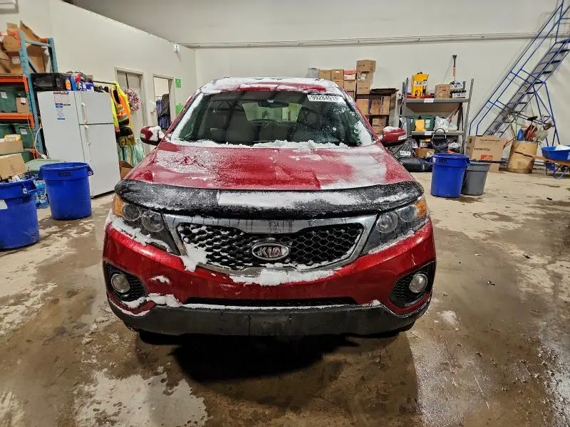 2013 KIA SORENTO LX  