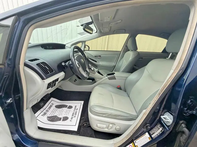 2015 TOYOTA PRIUS ONE  