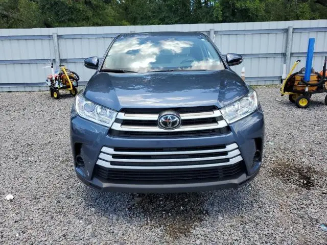 2019 TOYOTA HIGHLANDER LE  