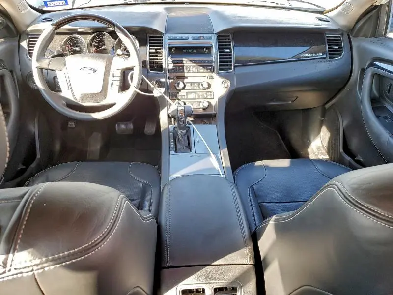 2010 FORD TAURUS LIMITED  