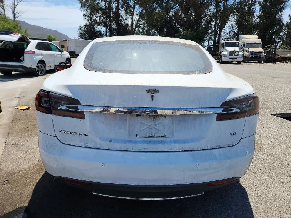 2015 TESLA MODEL S   