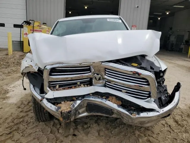 2016 RAM 1500 SLT  