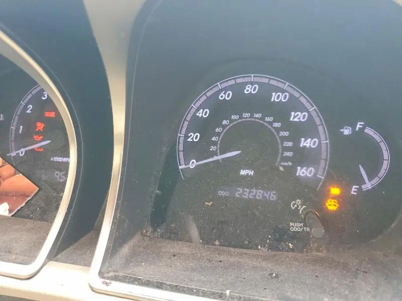 2011 TOYOTA AVALON BASE  