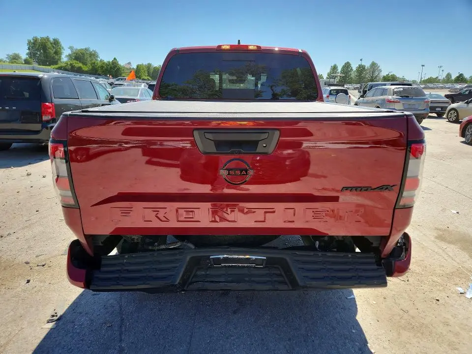 2024 NISSAN FRONTIER PRO-4X  