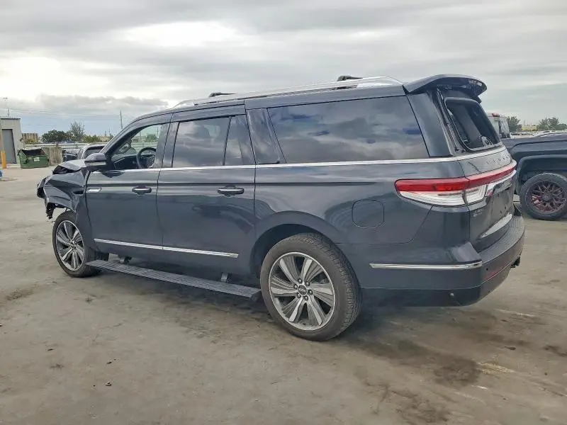 2023 LINCOLN NAVIGATOR L RESERVE  