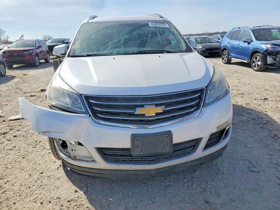 2016 CHEVROLET TRAVERSE LT  