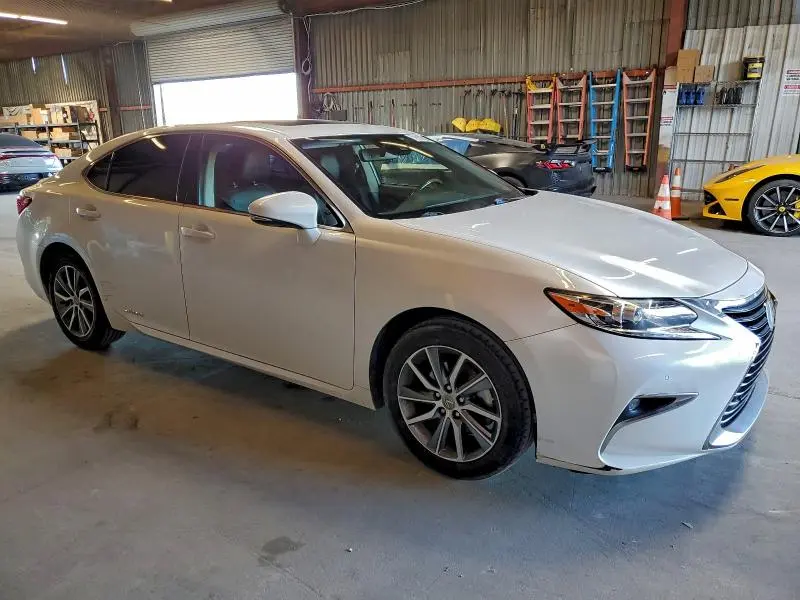 2016 LEXUS ES 300H   