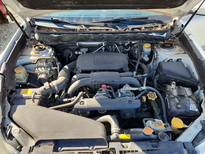 2010 SUBARU OUTBACK 2.5I PREMIUM  