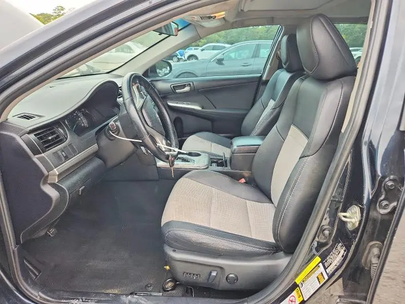 2014 TOYOTA CAMRY SE  
