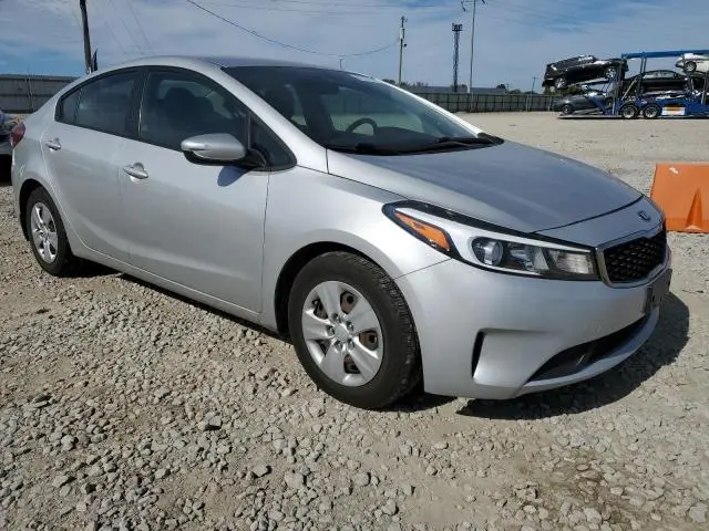 2017 KIA FORTE LX  