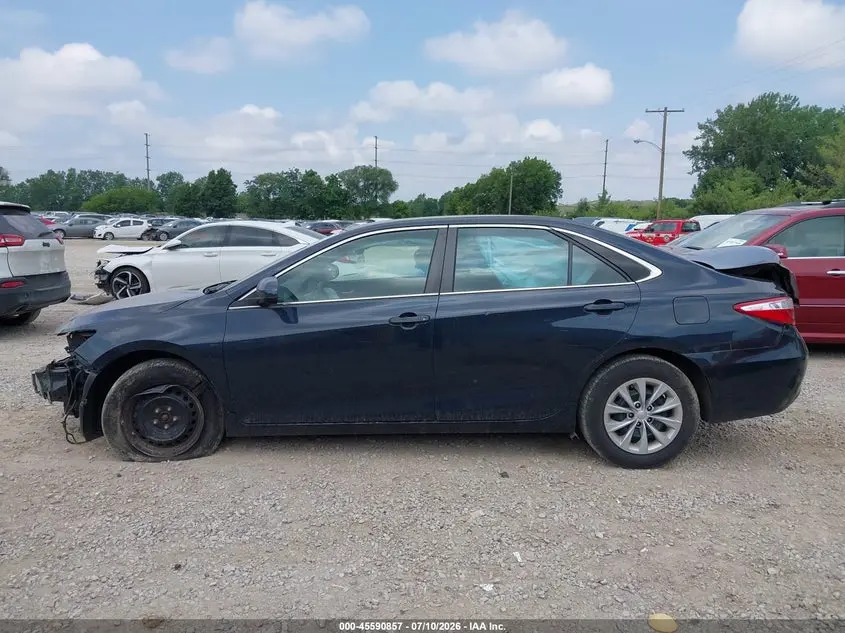 2017 TOYOTA CAMRY LE