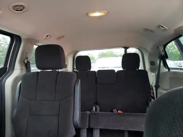 2013 DODGE GRAND CARAVAN SE  