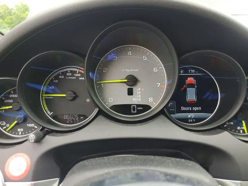 2018 PORSCHE CAYENNE SE HYBRID PLATINUM  