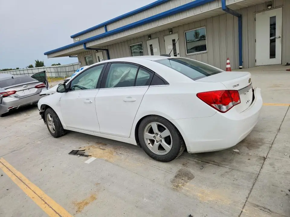 2015 CHEVROLET CRUZE LT  