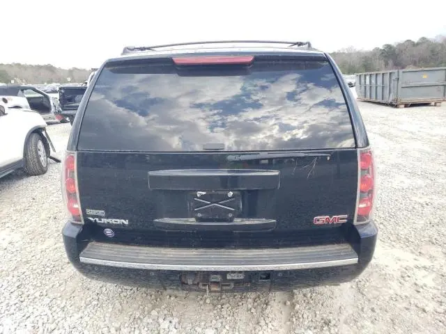 2010 GMC YUKON DENALI  